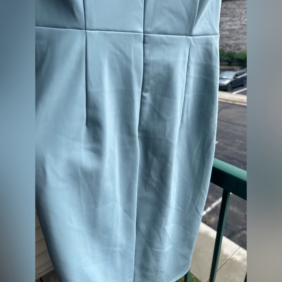 🆕 💎👗 Alex Evenings Light Blue Draped Sheath Dress with Jeweled Accent | Size 4 - Picture 12 of 16